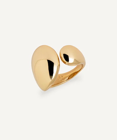 Anillo de diseño texturizado en tono dorado